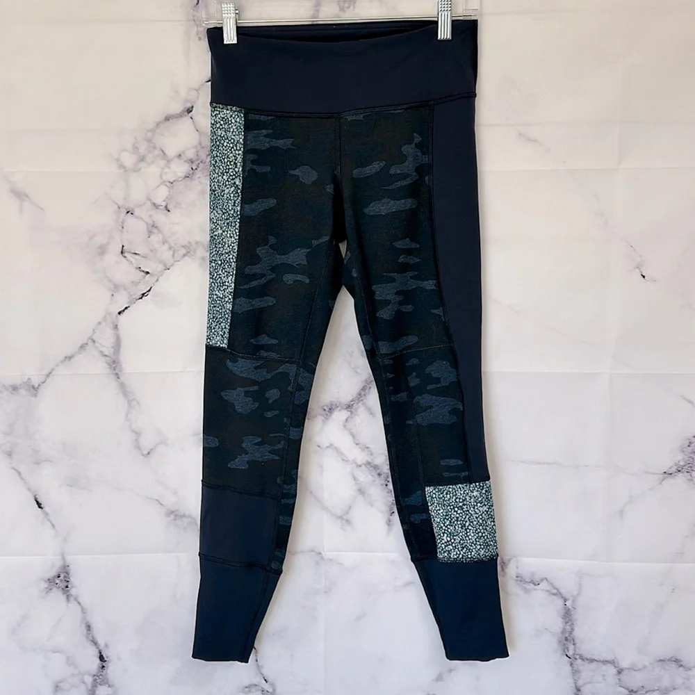 LULULEMON Wunder Under Pant Sashiko Inkwell Navy Blue Camo Size 6